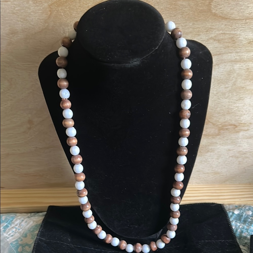 Vintage White and Brown wood Beaded Necklace